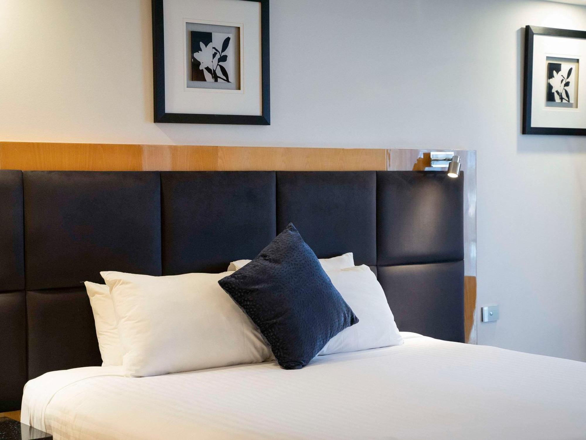 Hotel Adelaide Rockford Extérieur photo